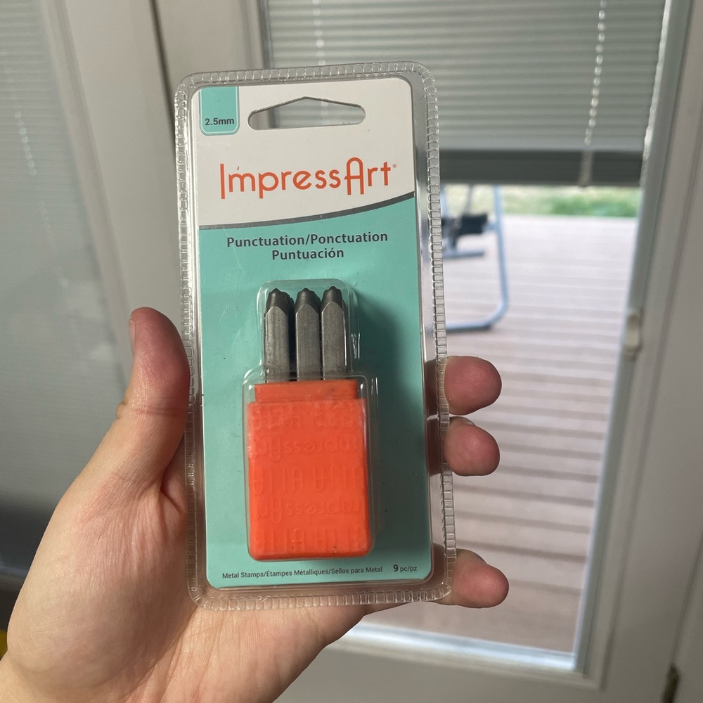 Impress Art Punctuation Set